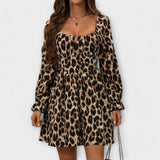 Mara - Vestido corto con estampado de leopardo