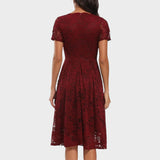 Ángeles - Vestido de Encaje Floral