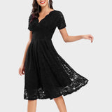 Ángeles - Vestido de Encaje Floral