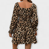 Mara - Vestido corto con estampado de leopardo