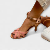 Carla – Saltos de Elegancia y Conforto